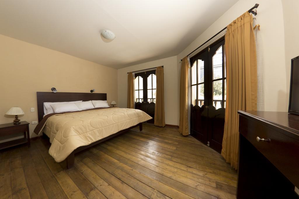 Yucay Plaza Inn Екстериор снимка