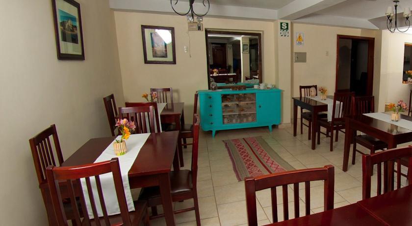 Yucay Plaza Inn Екстериор снимка