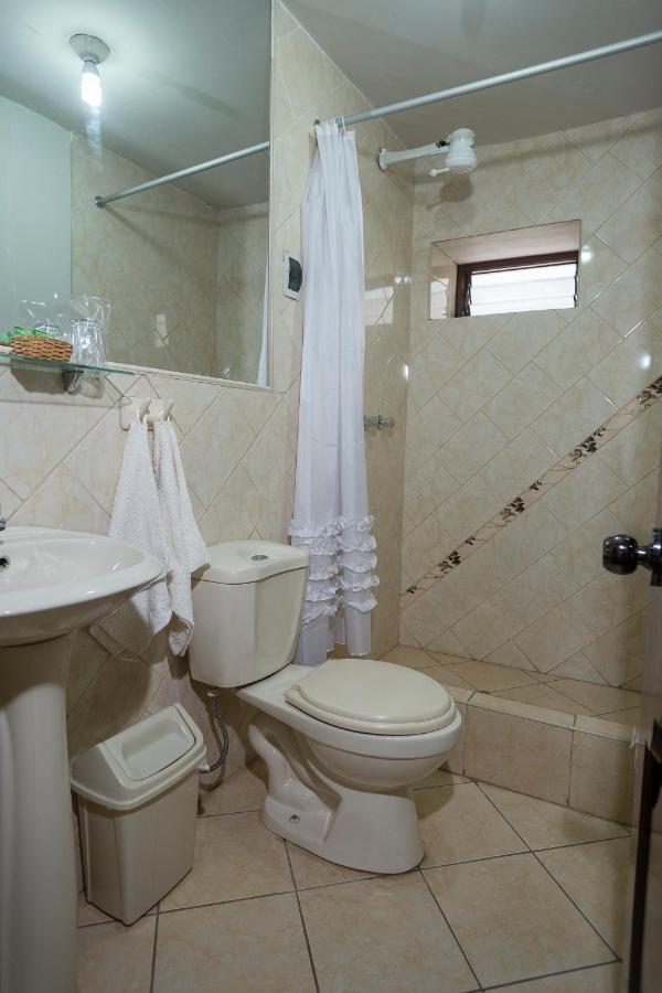 Yucay Plaza Inn Екстериор снимка